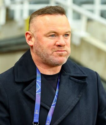 Wayne Rooney tells Man Utd to immediately end manager hunt in very clear statement
